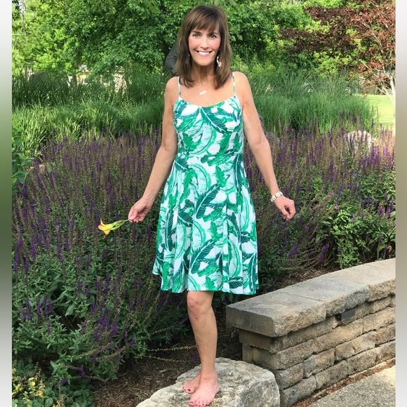 Women’s clothing, shoes, purses, and accessories! - Picture 1 of 4